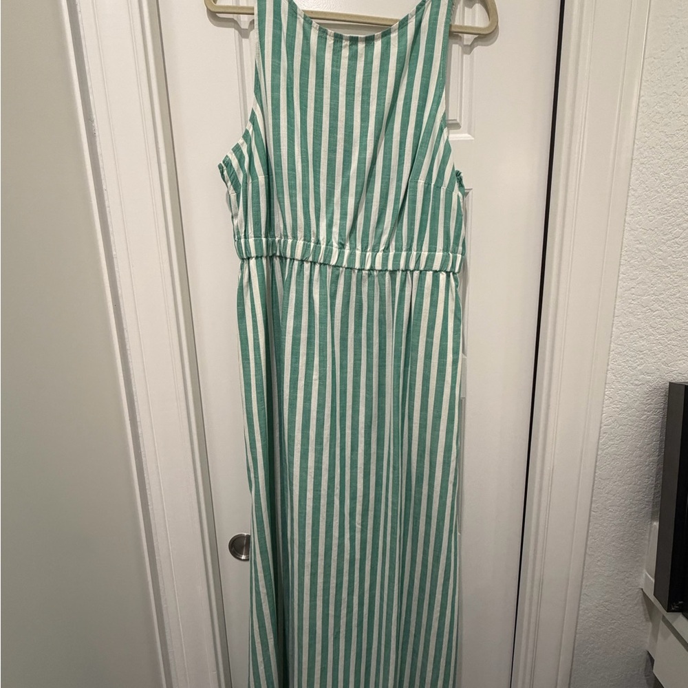 Universal Thread Mint Green and White Striped Sleeveless Midi Dress